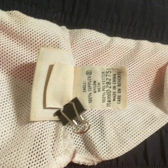 L.L. Bean Mesh Lined Swim Trunks Men's-Small - Picture 6 of 6